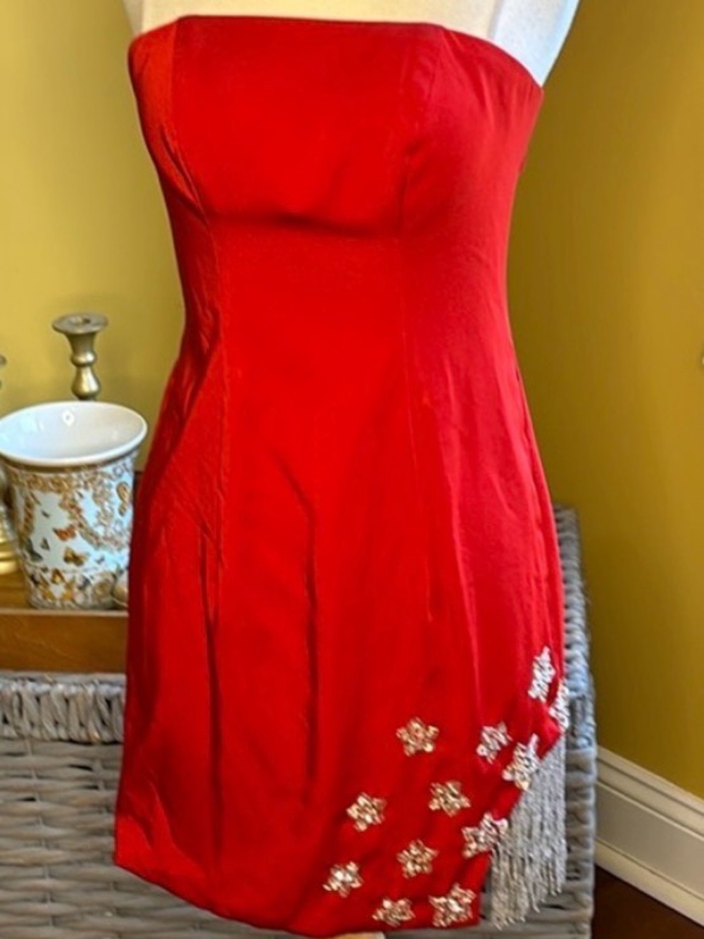 Private Label Red Strapless Dresss